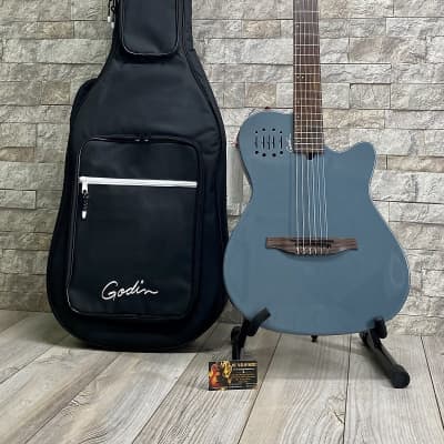 Godin #052387 Multiac Mundial Arctik Blue 6 String RH Nylon Acoustic Electric Guitar with Gigbag for sale