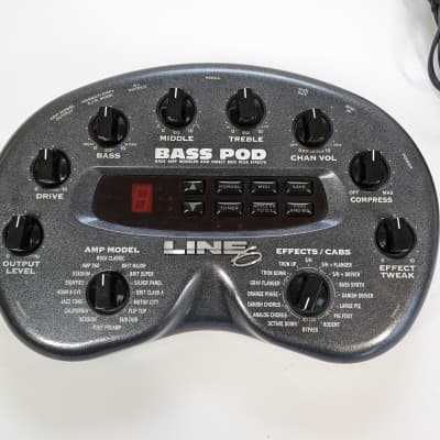 Line 6 Bass POD Multi-Effect and Amp Modeler