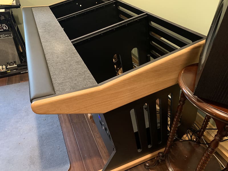 Zaor Maestro 36+18 Studio Desk - Black / Oak with Extras | Reverb