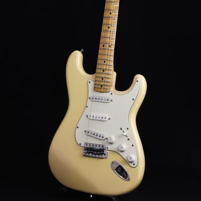 Fender Japan Stratocaster ST7286DSC MOD Yellow White (S/N:L022136) (09/25) image 2