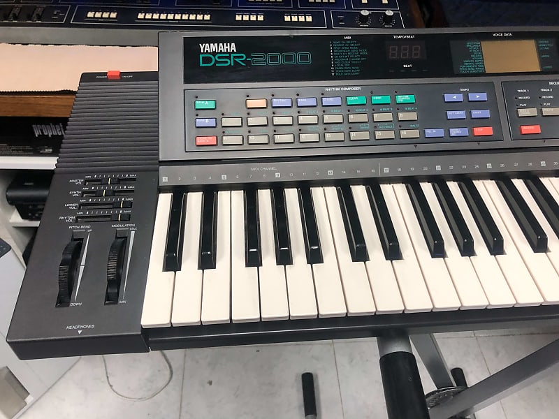 Yamaha DSR-2000 | Reverb Canada