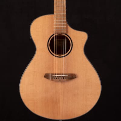 Breedlove Discovery S Concert CE African Mahogany 415 image 3
