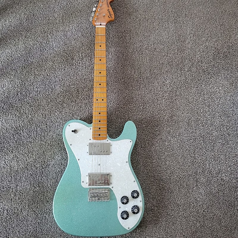 Squier telecaster deluxe sparkle deals