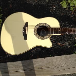 Ovation Guitar 3862 Pinnacle (re-named Balladeer)Cream rare