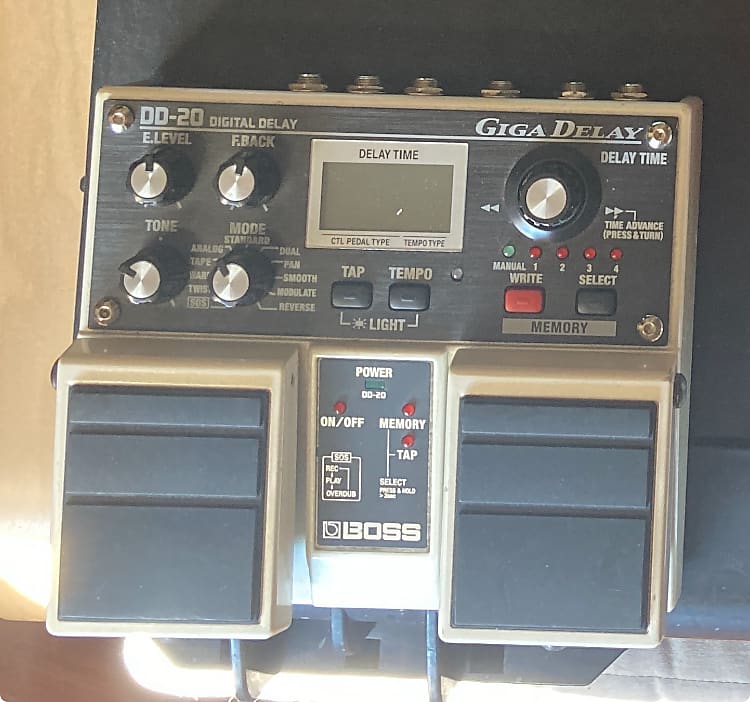 Boss DD-20 Giga Delay