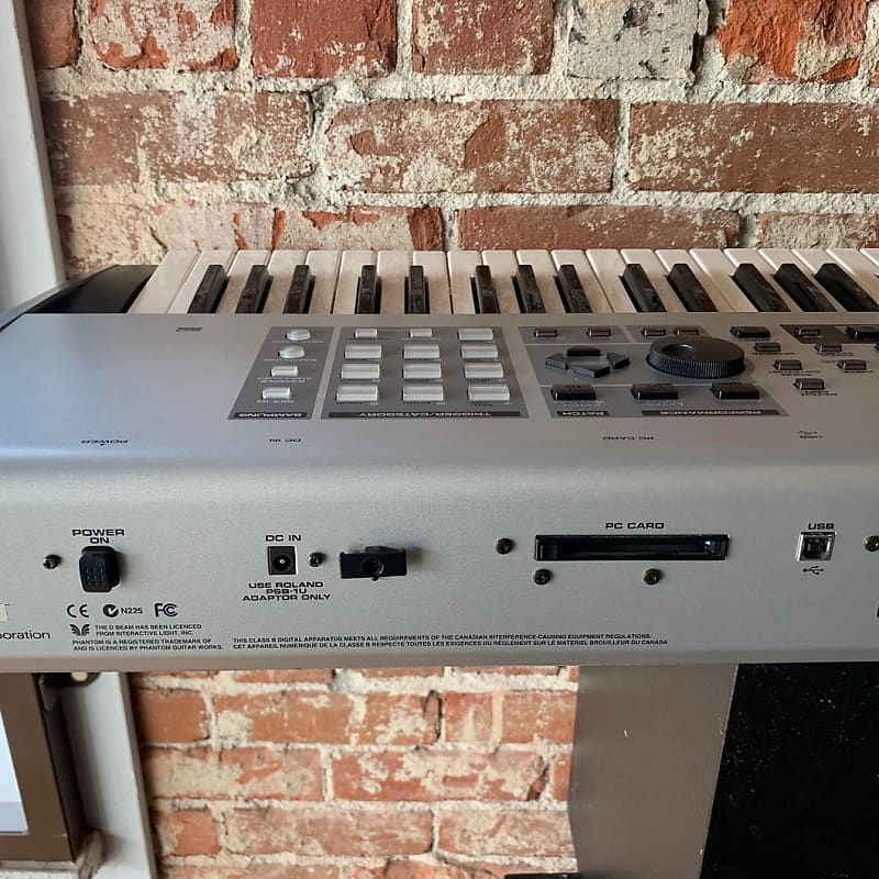 Roland - Fantom Xa 61-key Workstation Keyboard w/ Road Case [USED]  [NOISEBUG]