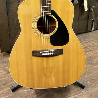 Yamaha FG-200 Jumbo Dreadnought 1972 - 1976 - Natural