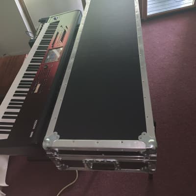 Korg Kronos 2 88 limited edition with Italian grand demo and Roadie ATA case image 8