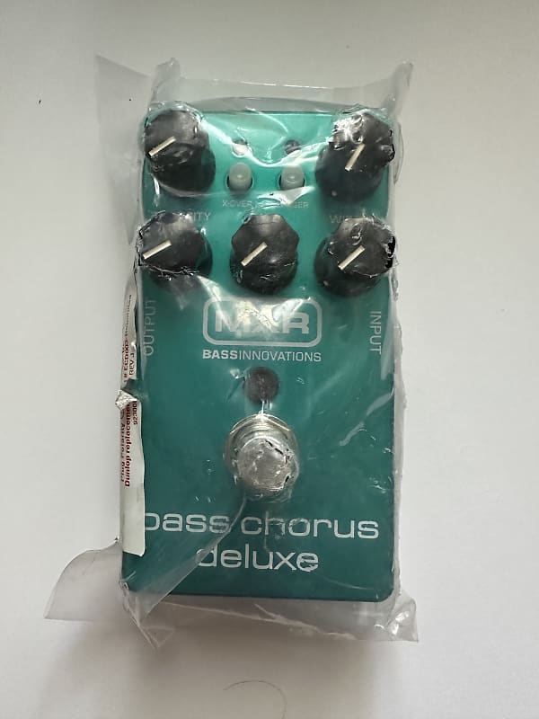 MXR M83 Bass Chorus Deluxe
