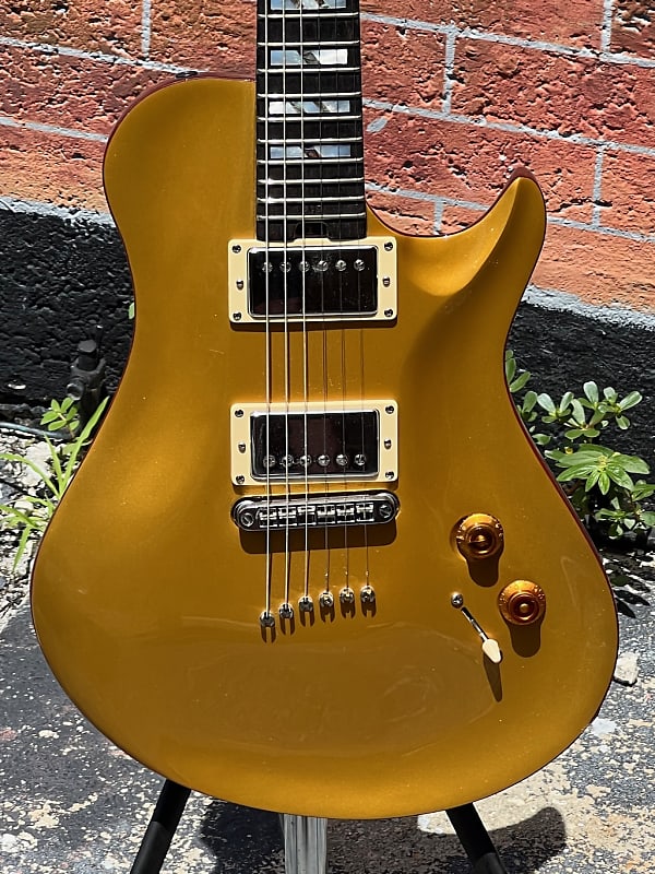 Warrior Isabella  2007 - special ordered w/a Les Paul Gold Top finish & ornate trim she's a Feather ! image 1