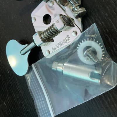 Hipshot BT2 Lollipop Drop D Bass Tuner 2022 Nickel | Reverb