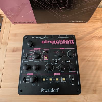 Fred's Lab Buzzzy! 2019 digital polysynth (16 voice, 4 part, USB