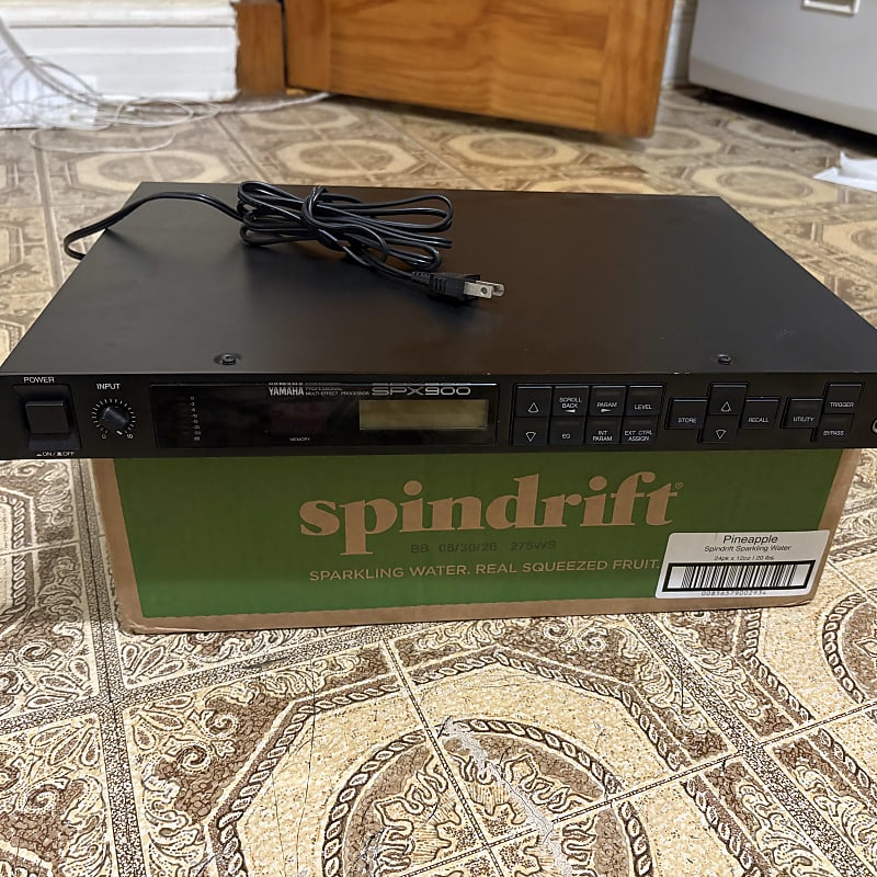 Yamaha SPX900 Professional Multi-Effect Processor | Reverb Canada