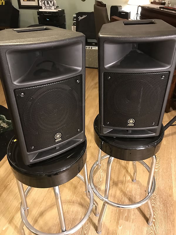 Yamaha Stagepas 300