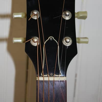Gibson 73-75 J-45 Deluxe Guitar Sunburst With Hard Shell Case image 2