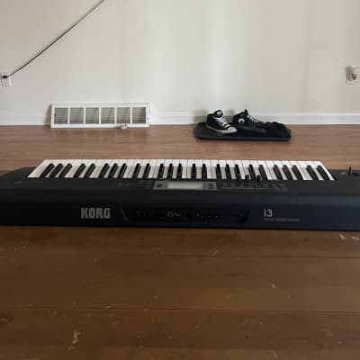 Korg i3-MB 61-Key Music Workstation 2018 - Present - Matte Black