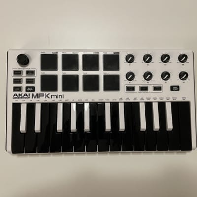 Akai MPK Mini MKII 25-Key MIDI Controller 2014 - Present - White with Black Keys