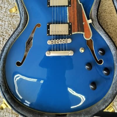 D'Angelico Deluxe DC LE Semi Hollow Guitar w/Case Matte Sapphire, DADDCSAPSNS image 11