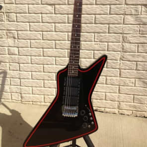 Harmony H819B Explorer 1980 Black / Red image 1