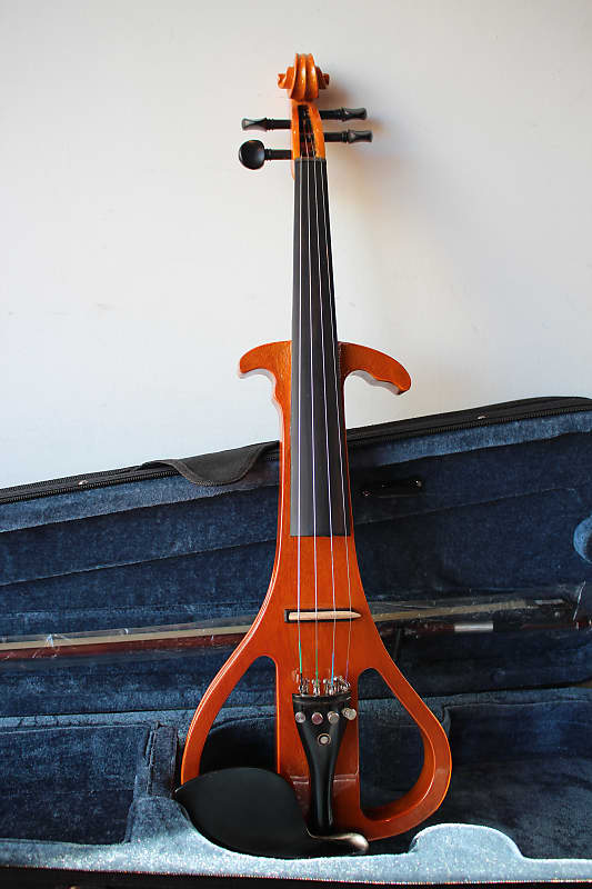 Cecilio HVPV30 4/4 Electric Violin w/ Bow and Case Reverb