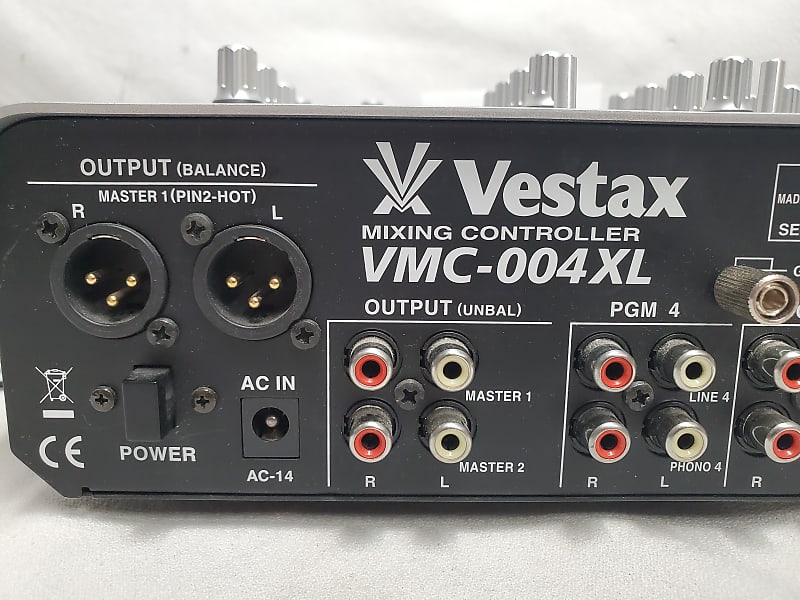 Vestax VMC-004XLu DJミキサー ヨドバシ.com - VESTAX ベスタクス 4ch DJミキサー VMC-004XLu