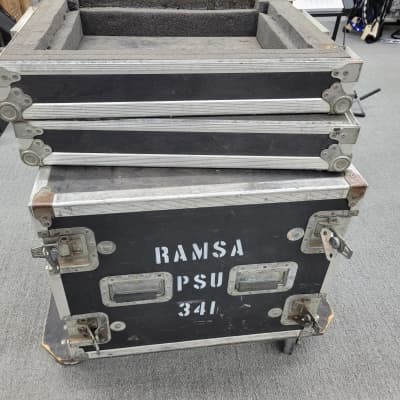 Anvil 8-U Shock Mount Rack Case with Wheels and Drawer - Black image 6
