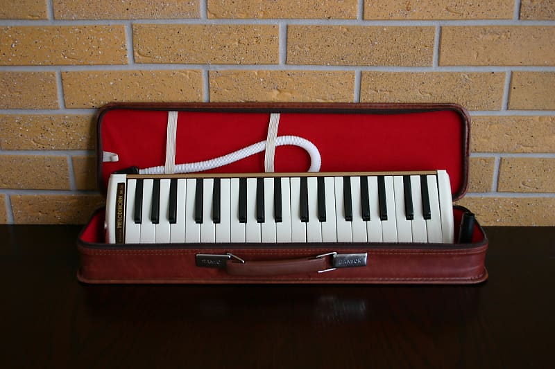 NOS Vintage Samick Melodihorn M-36 (Melodica) | Reverb NOS Vintage Samick Melodihorn M-36 (Melodica) | Reverb