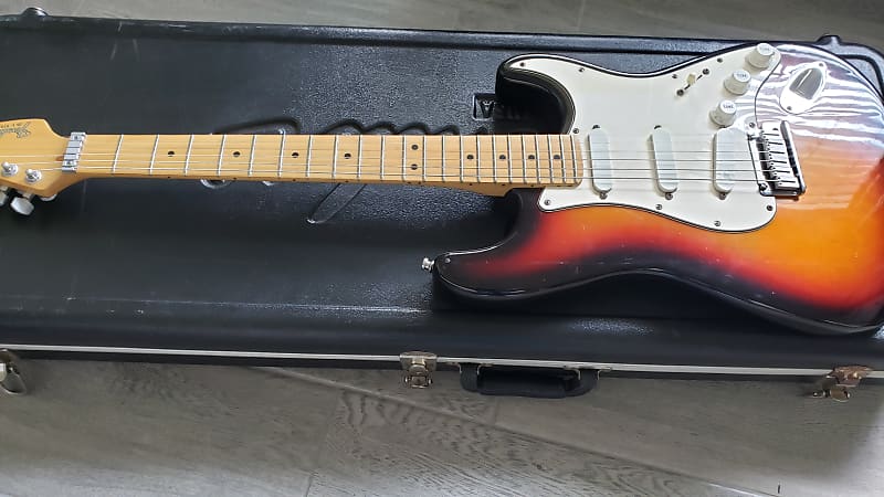 Fender Strat Plus Sunburst with OHSC 90s image 1