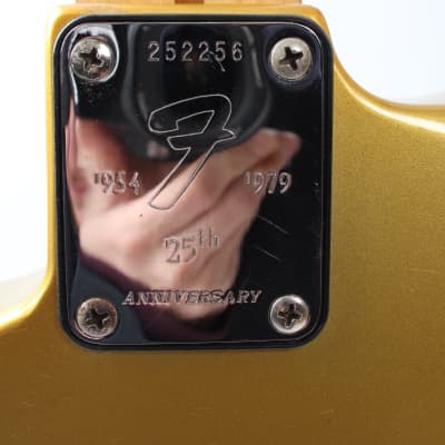 1980 Fender Stratocaster 25th Anniversary silver metallic image 9