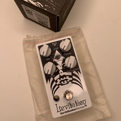 Earthquaker store levitation reverb