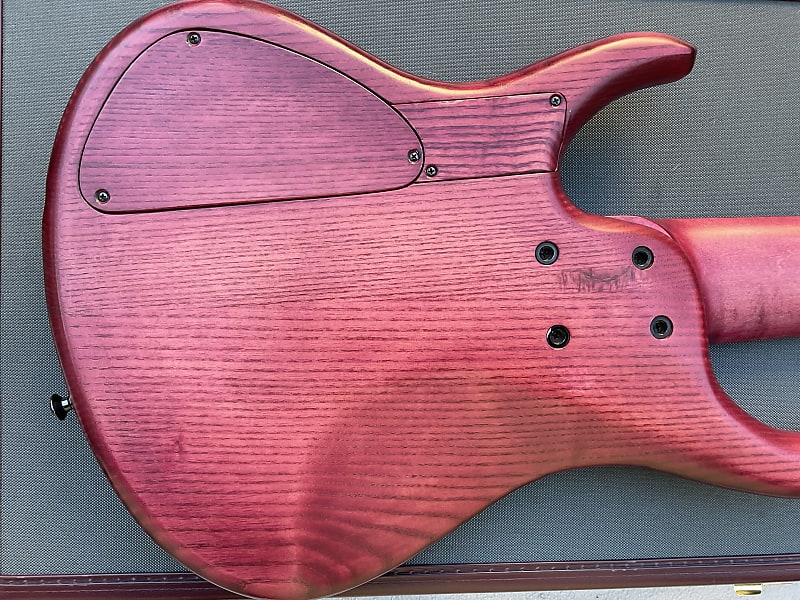 Michael Tobias Design MTD 634-24 Six String Custom Bass