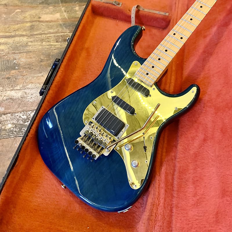 Tokai Custom Edition “oldies but goodies” Super strat Trans blue