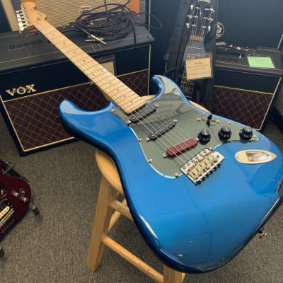 Fender Stratocaster Made In Japan 1980s - Blue image 8