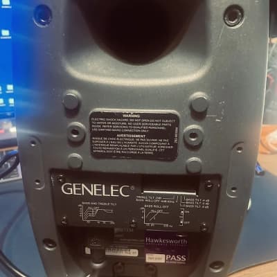 Genelec 8030A 5" Powered Nearfield Studio Monitor (Pair) 2005 - 2013 - Gray image 7