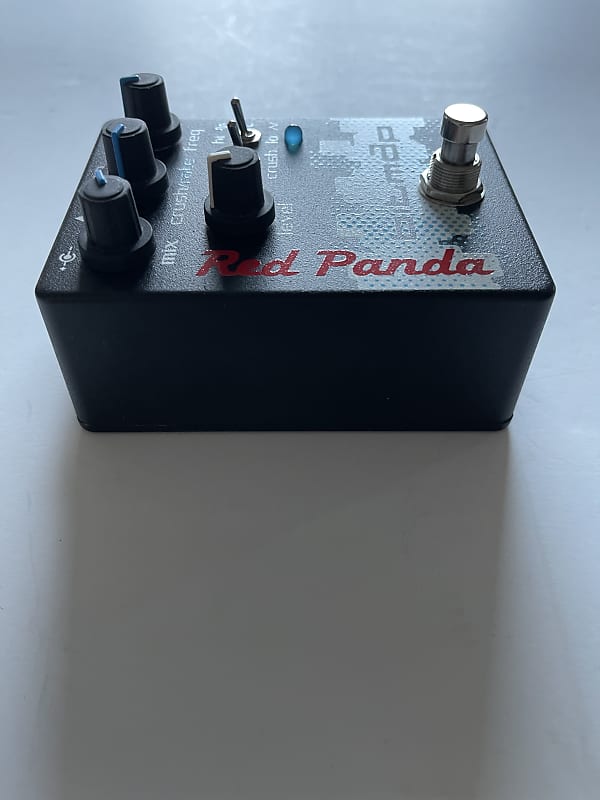 Red Panda Bitmap V1 Bitcrusher Bit Map Modulation Guitar