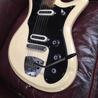 Guyatone vintage electric guitar 1960's for sale