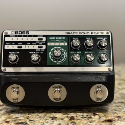 Boss RE-202 Space Echo | Reverb