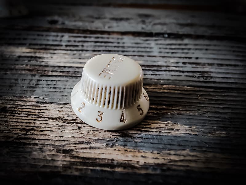 Fender Superstrat Parchment Medium Relic Volume Knob 2 Reverb