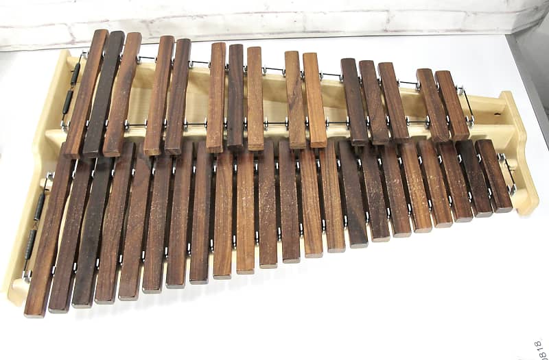 Marimba Warehouse MW402 3 Octave Concert Marimba Reverb