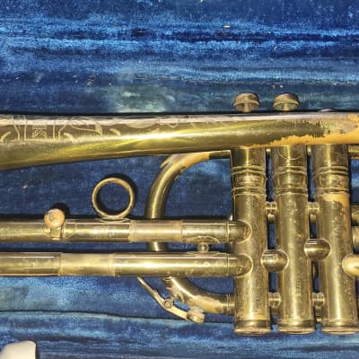 Vintage 1940's WM Frank Cornet Project brass trumpet horn with case image 3