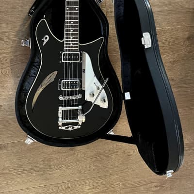 Duesenberg  Double Cat 2021 - Black, semi hollow, offset guitar for sale