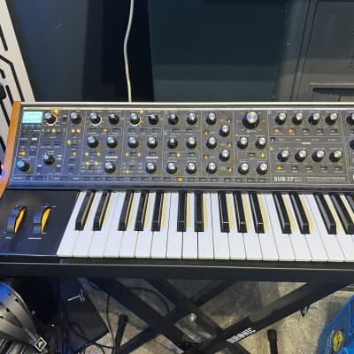 Moog Sub 37 Tribute Edition with box and Gig Bag