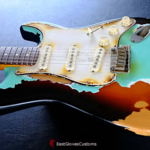 Fender Stratocaster Surf Green over Sunburst Made in USA Heavy Aged Relic image 7