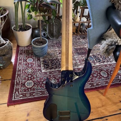 Kiesel Osiris 5 String Fretless Headless Bass - Trans Nightburst - Hard as Nails Fingerboard image 9