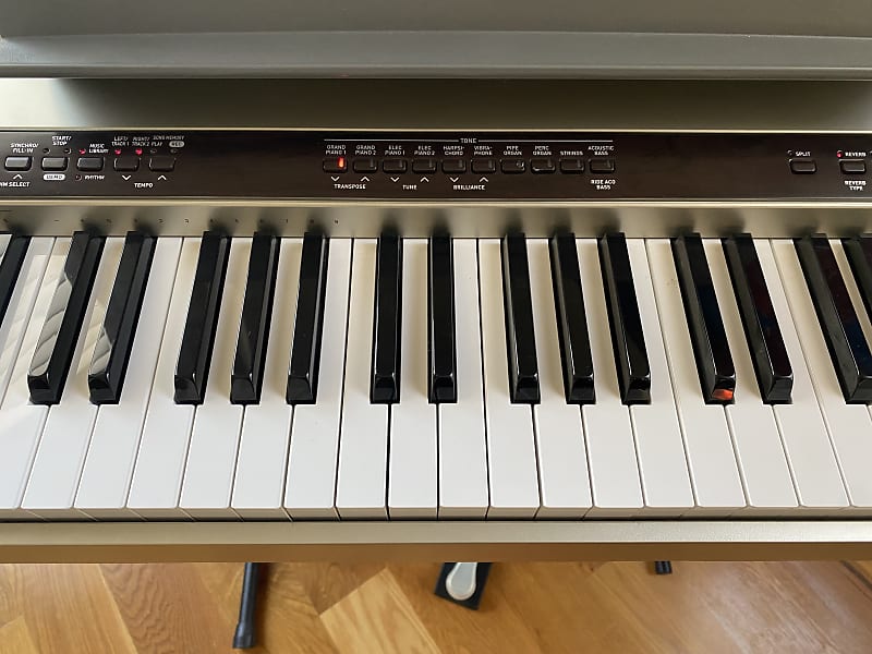 CASIO　Privia PX－110 音なり確認済み Amazon | CASIO 電子ピアノ Privia PX-110 | 電子ピアノ | 楽器