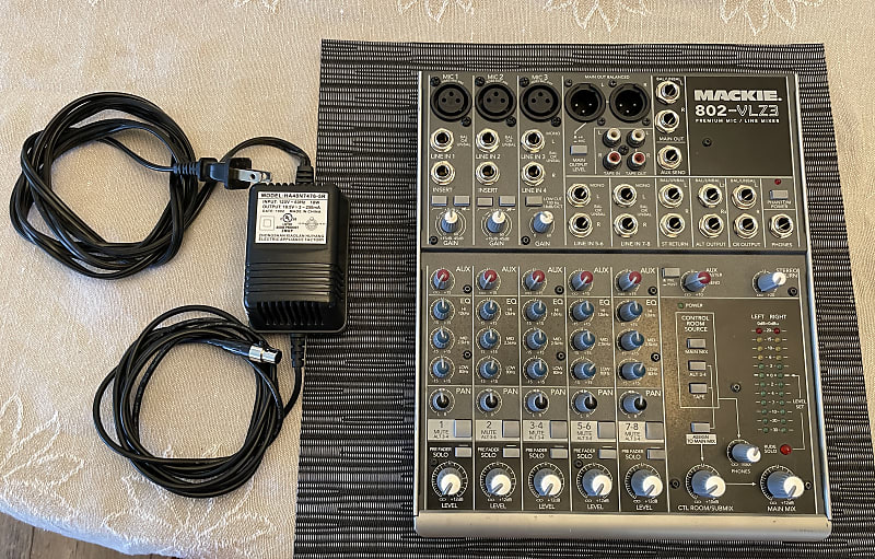 Mackie 802-VLZ3 8-Channel Mic / Line Mixer