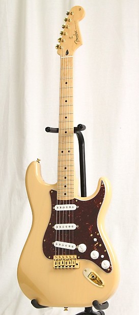 Fender Mexico Deluxe Player Stratocaster Honey Blonde | Reverb