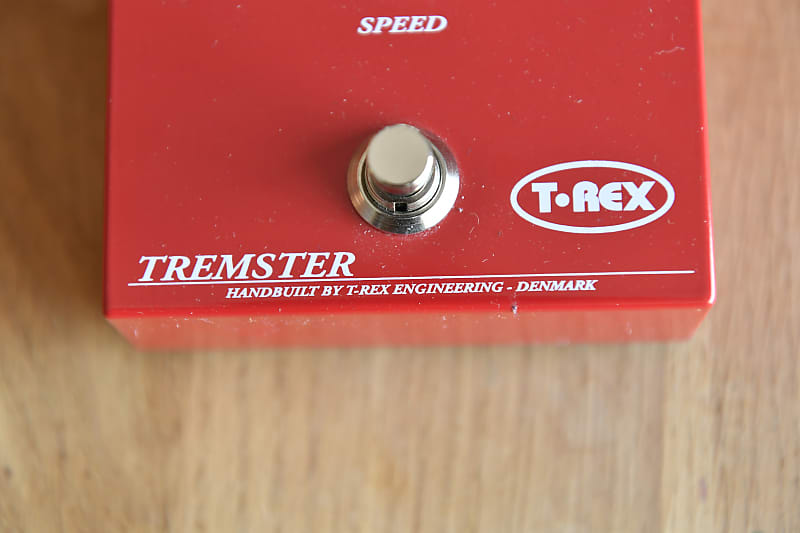 → T-REX EFFECTS ← Pedals for guitar and bass players!