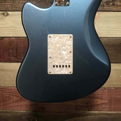 Fender Modern Player Marauder Lake Placid Blue 2011 image 4