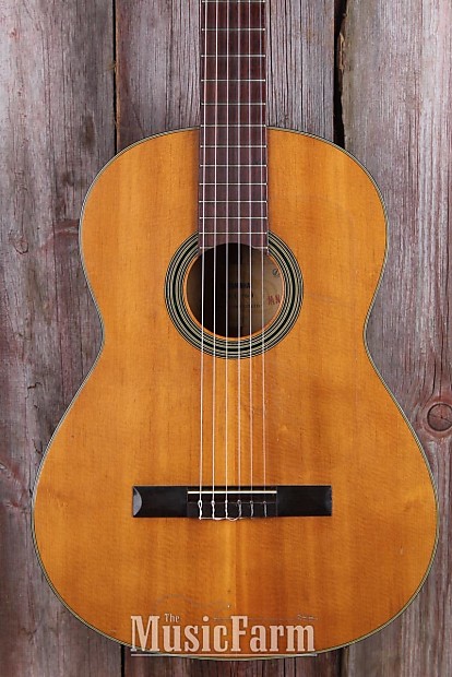 Yamaha Vintage 1960s Nippon Gakki No G 60 Classical Acoustic Guitar with Case